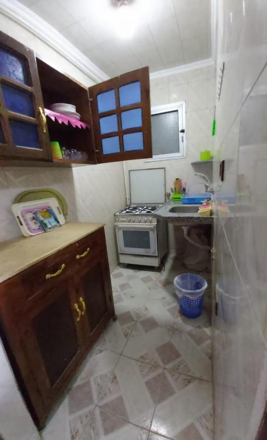 Furnished Apartment - Beach View "Nearest Beach 2 Minutes Walking" - Free Wifi- Abo Keer - Alexandria - Egypt Abu Qir Esterno foto