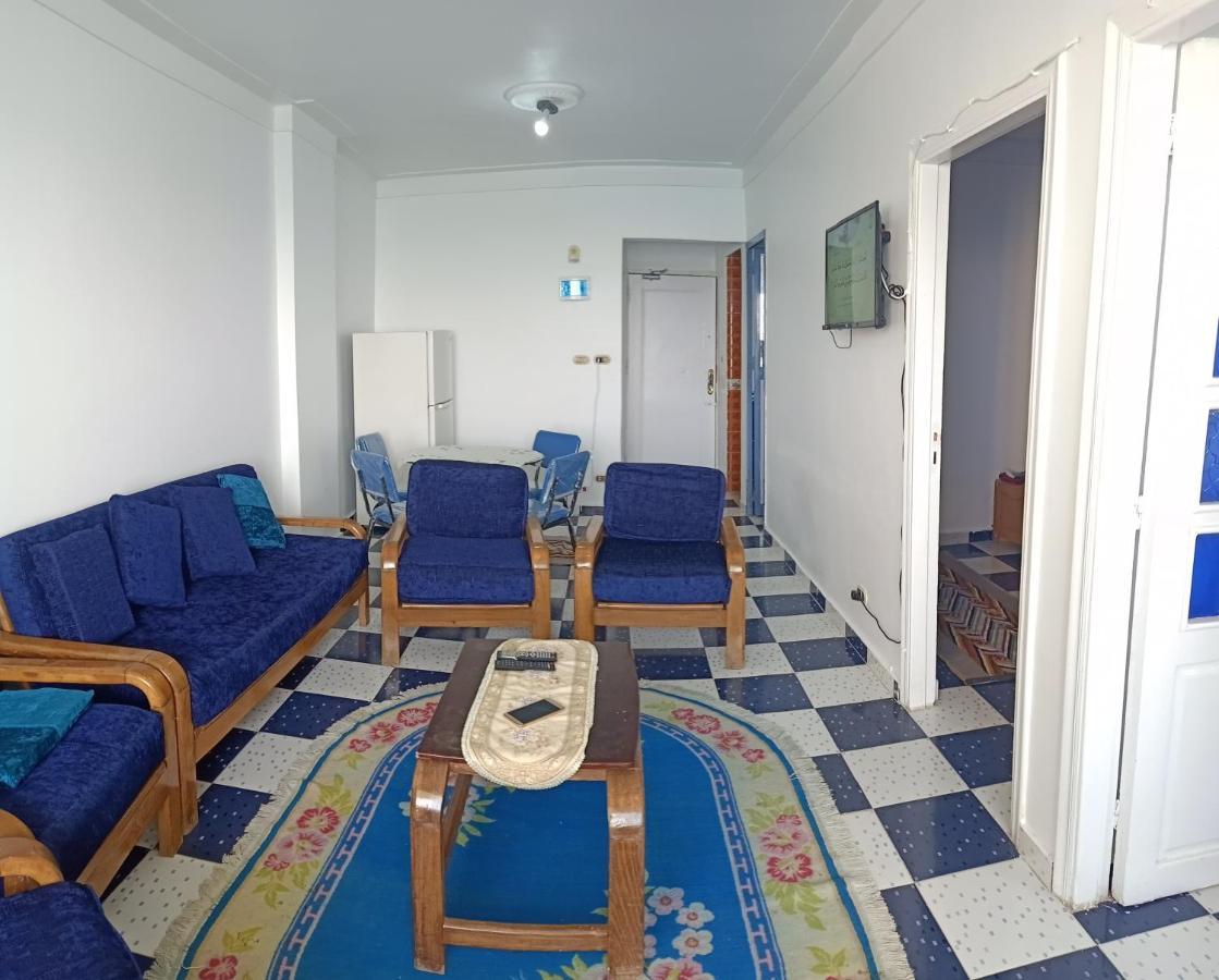 Furnished Apartment - Beach View "Nearest Beach 2 Minutes Walking" - Free Wifi- Abo Keer - Alexandria - Egypt Abu Qir Esterno foto